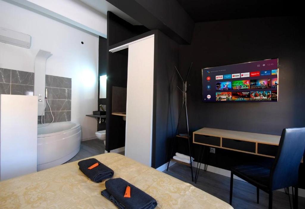 Charmant Studio Baignoire Narbonne Dış mekan fotoğraf